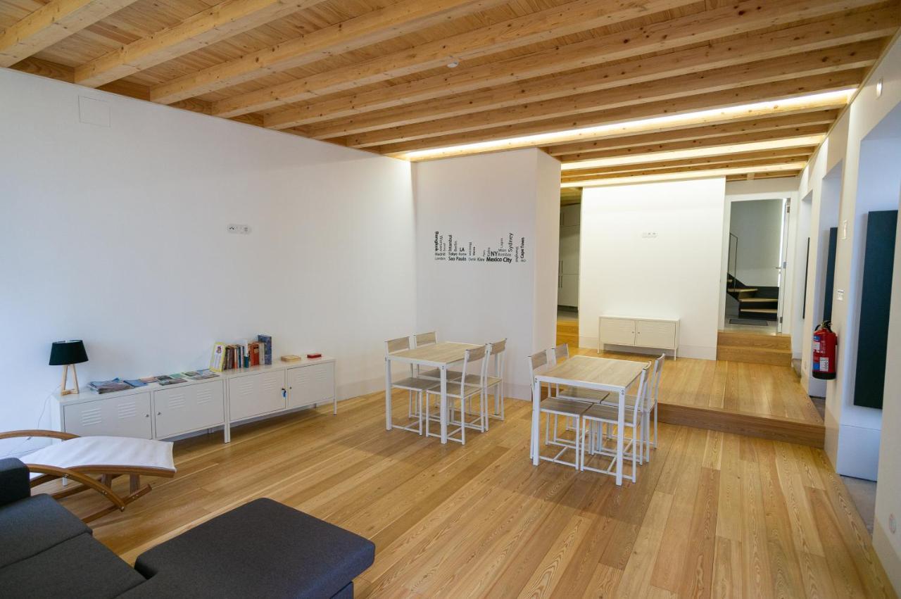 Change The World Hostels - Coimbra - Almedina المظهر الخارجي الصورة